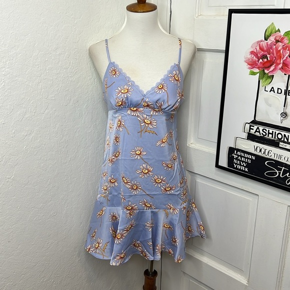 Urban Outfitters Blue Floral Mini Dress Size S - Picture 1 of 7